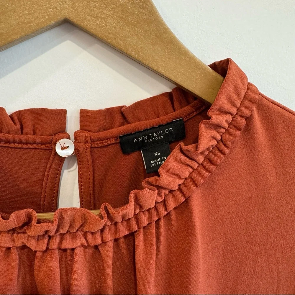 Ann Taylor Orange Ruffled Sleeveless Blouse - Picture 2 of 4
